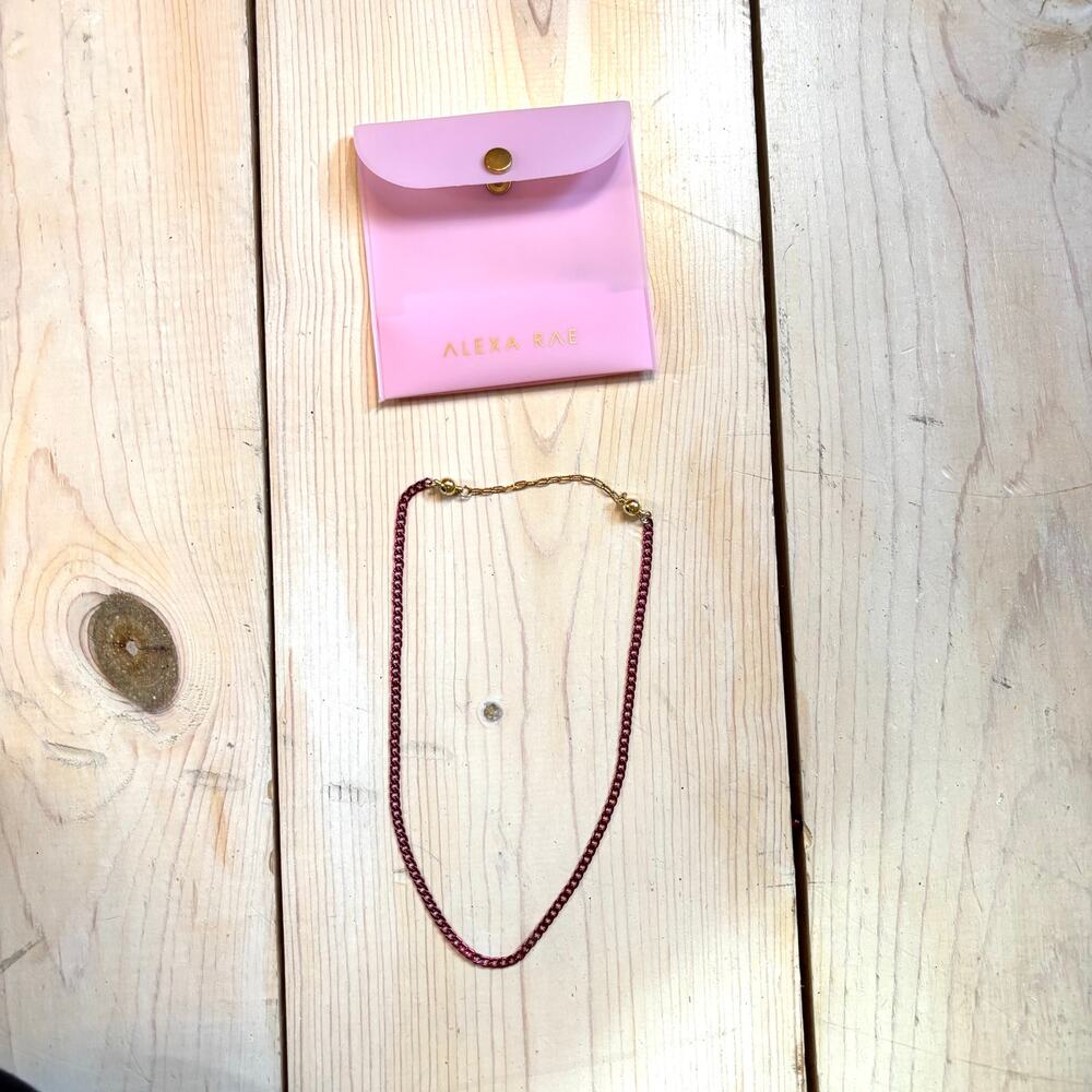 Alexa Rae NWT Mindy Necklace Metallic Ruby Kiss Necklace